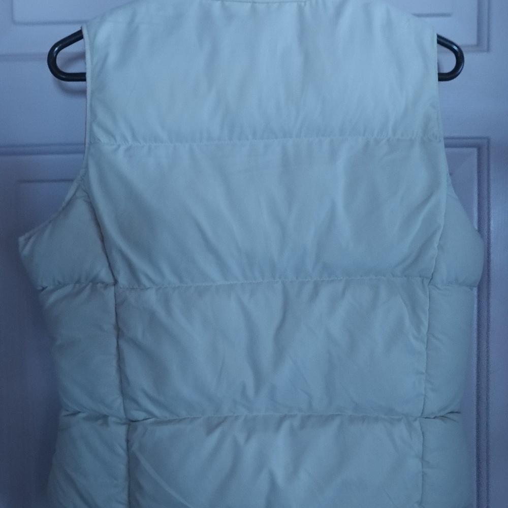 Reversible polyester vest